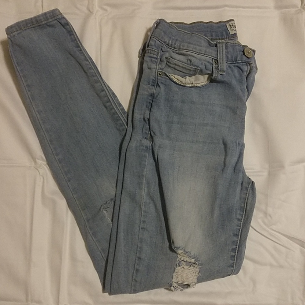 Jeans - Picture 2 of 3